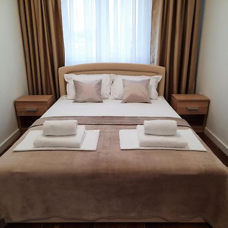 Divizija Lux Apartments Beograd Bagian luar foto