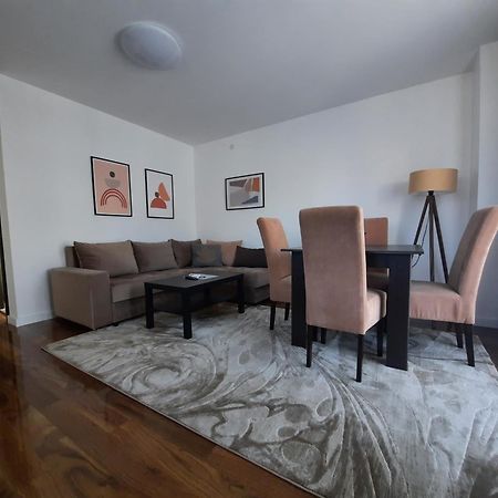Divizija Lux Apartments Beograd Ruang foto