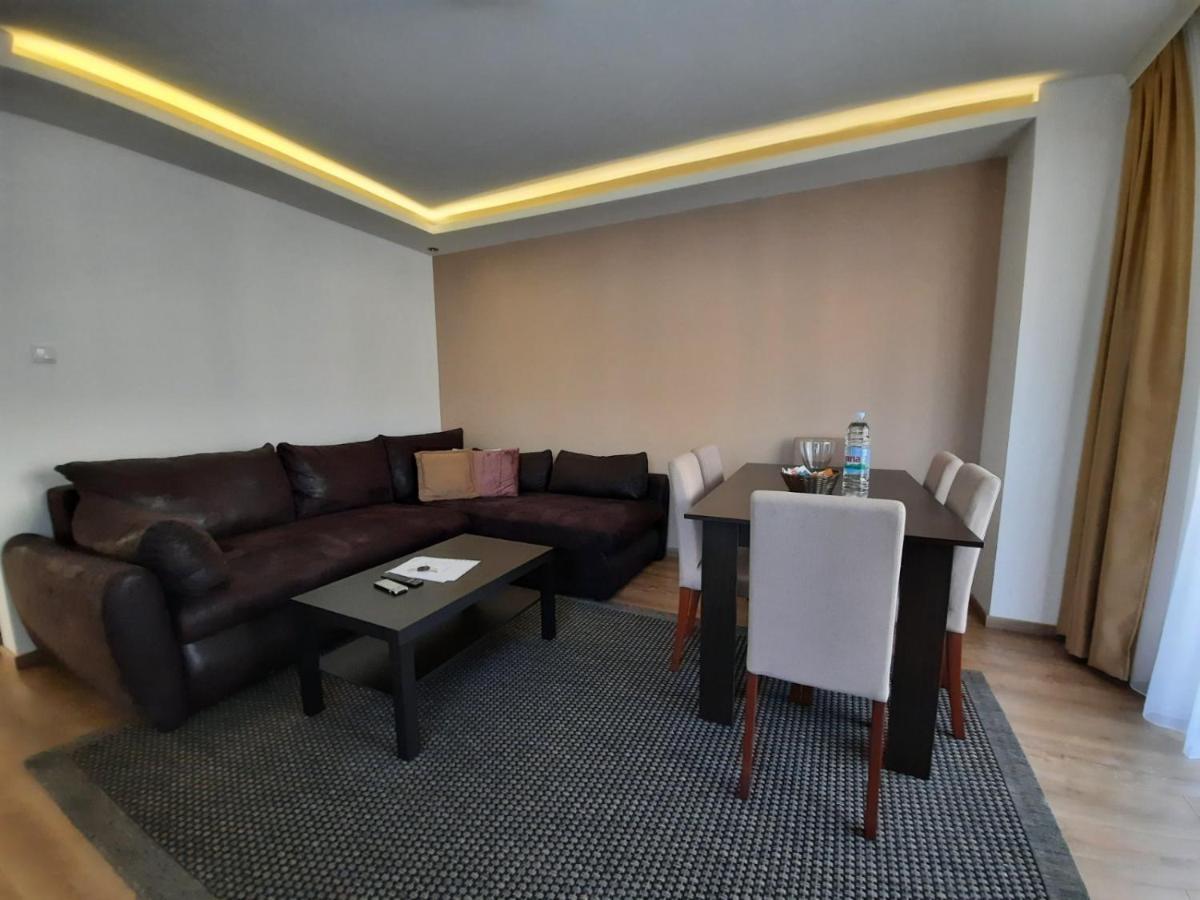 Divizija Lux Apartments Beograd Bagian luar foto