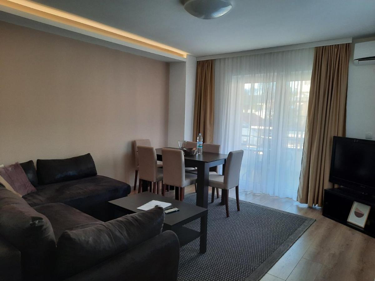 Divizija Lux Apartments Beograd Bagian luar foto