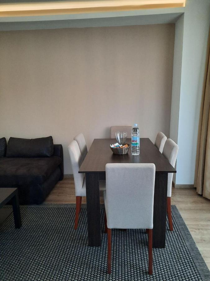 Divizija Lux Apartments Beograd Bagian luar foto