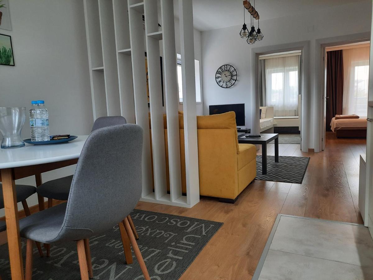 Divizija Lux Apartments Beograd Bagian luar foto
